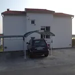 Apartments4u - Otok Rab Barbat na Rabu