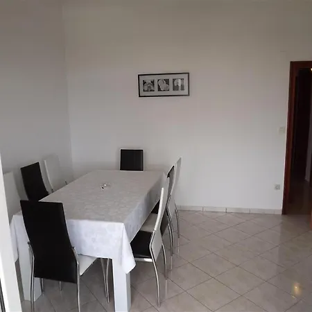 Apartments4u - Otok Rab