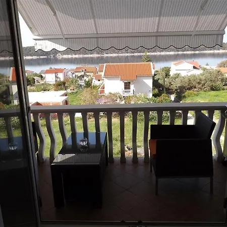 Apartment Apartments4u - Otok Rab *