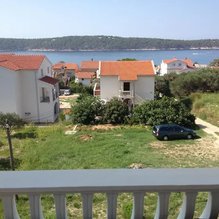 Apartment Apartments4u - Otok Rab