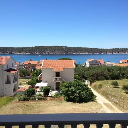 Apartments4u - Otok Rab Barbat na Rabu