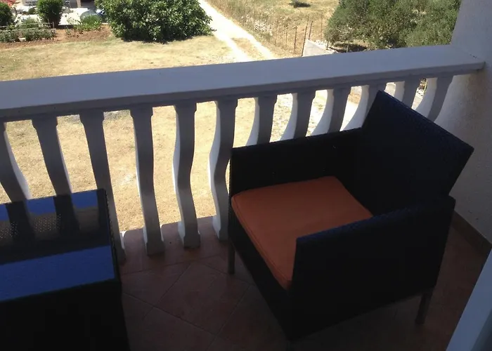 公寓 Apartments4u - Otok Rab