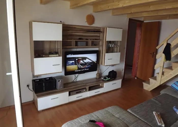 شقة Apartments4u - Otok Rab *